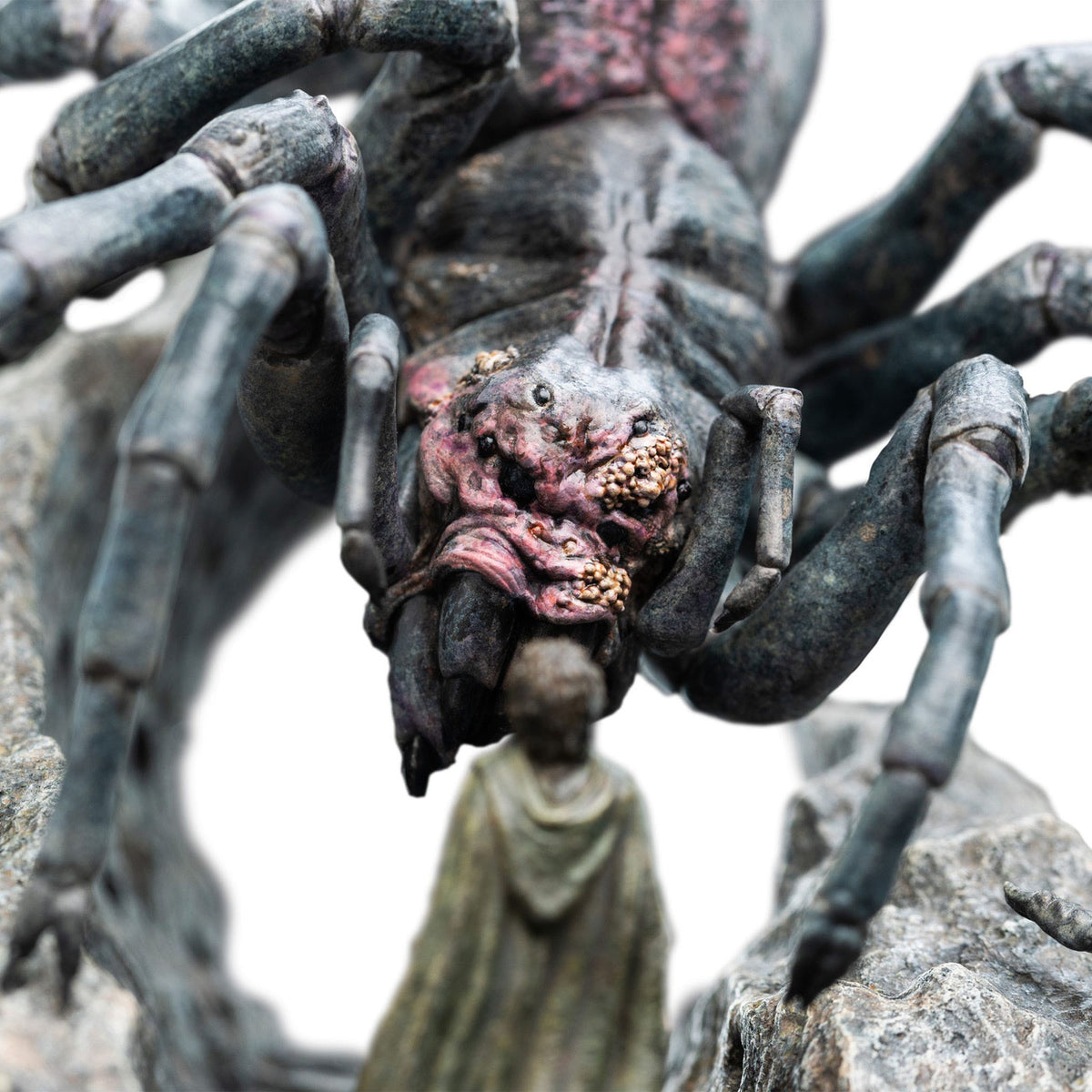 Produktbild Sagan om Ringen mini-staty Shelob 11 cm