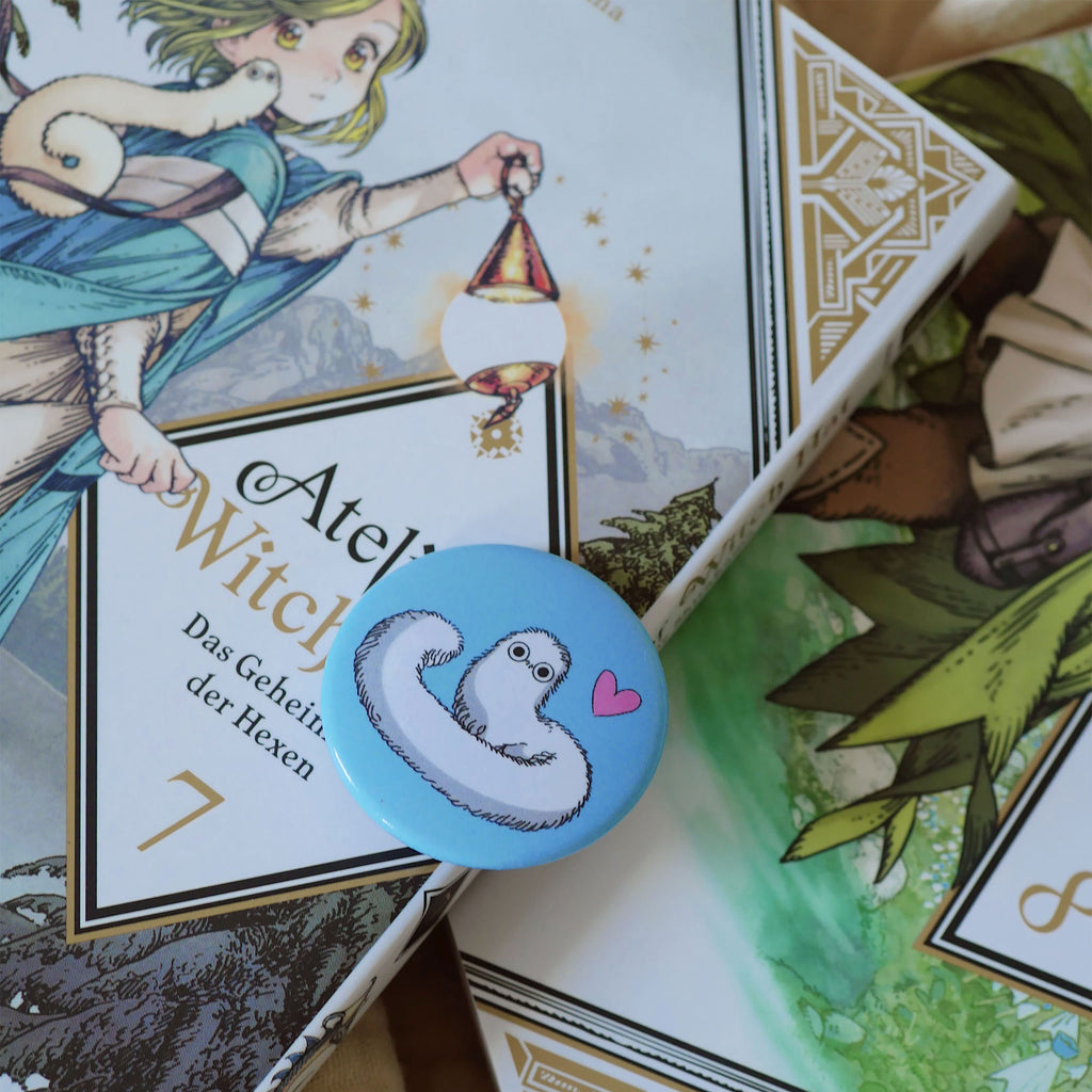 Produktbild Penselmask-knapp för Atelier of Witch Hat-fans