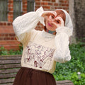 Produktbild Beige T-shirt för Coco- och Atelier of Witch Hat-fans