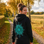 Produktbild Frieren - Svart huvjacka med symbol