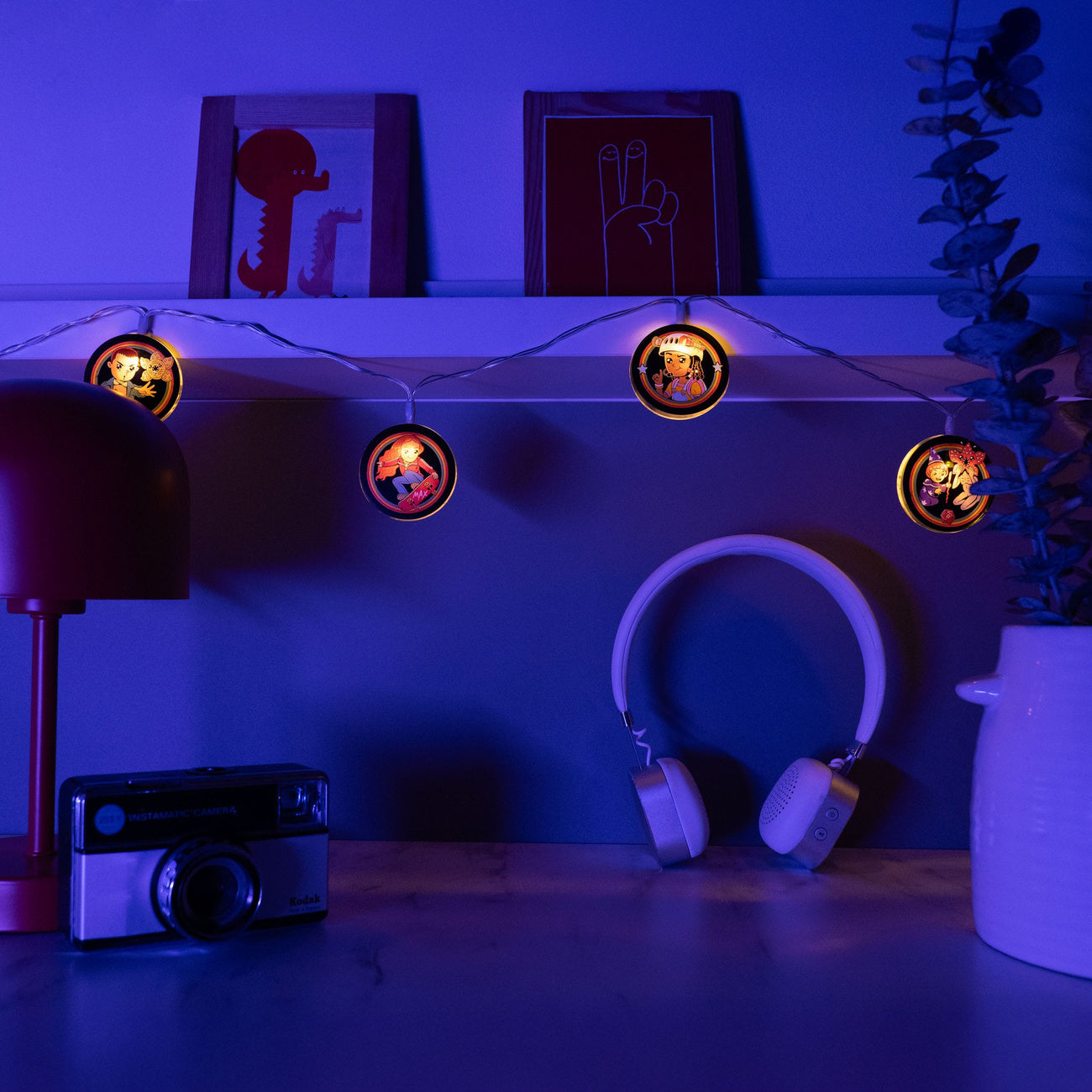 Produktbild Stranger Things Ljusslinga Karaktärer