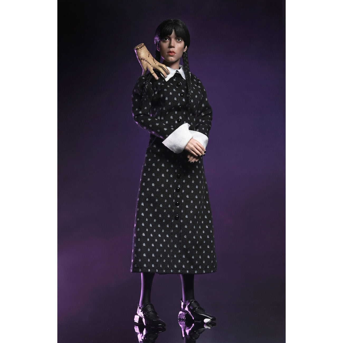 Produktbild Wednesday actionfigur Wednesday (Classic Dress) 20 cm