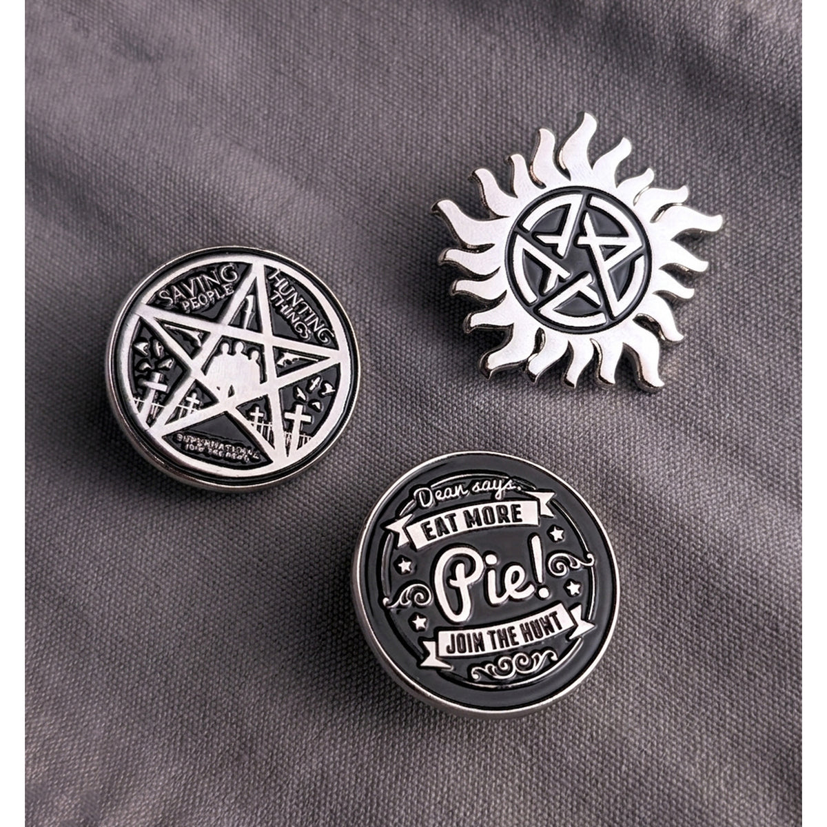 Produktbild Supernatural - Pinset 3-pack
