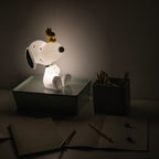 Produktbild Peanuts-lampa med USB-C Snoopy