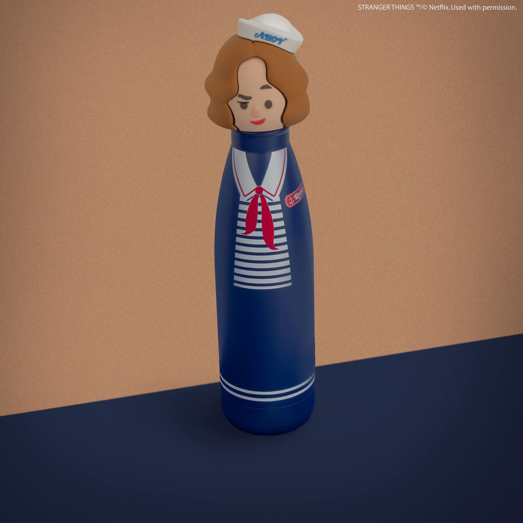 Produktbild Stranger Things Vattenflaska Scoops Ahoy Robin 500 ml