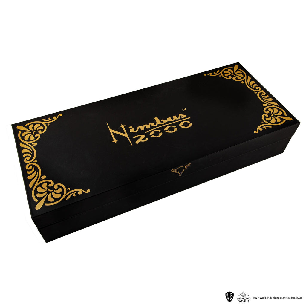 Produktbild Harry Potter Replika 1/1 Nimbus 2000 Junior Trollkarlskvast