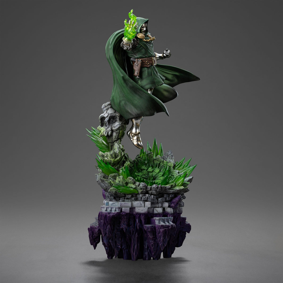 Produktbild Doctor Doom Marvel Legends Diorama Art Scale Staty