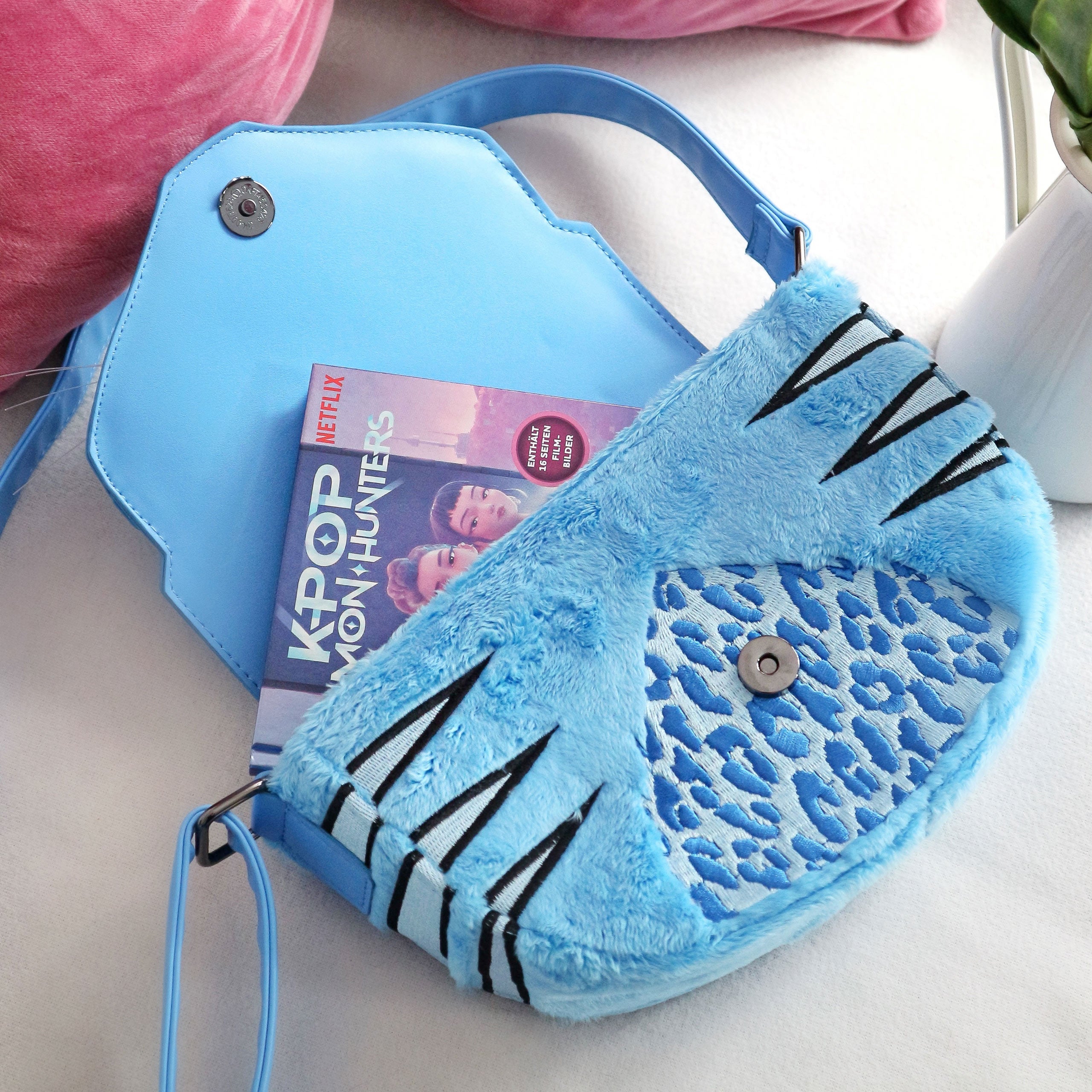 Produktbild KPop Demon Hunters - Derpy Crossbody-väska