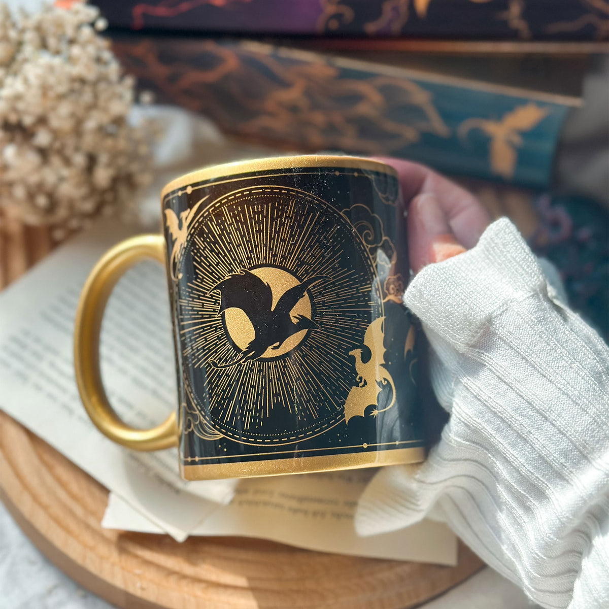 Produktbild Fourth Wing – Logomugg 320 ml