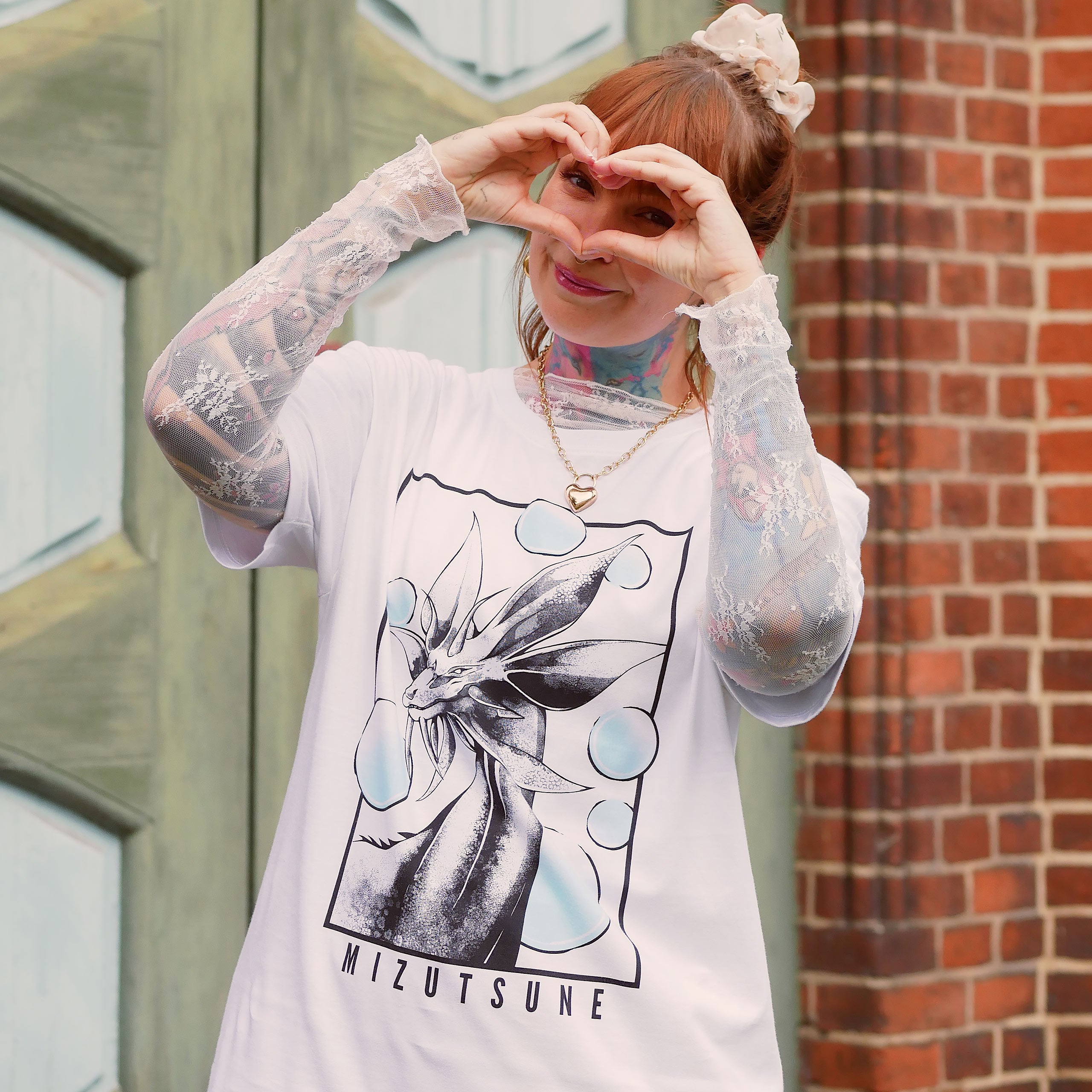 Produktbild Vit Mizutsune T-shirt för Monster Hunter-fans