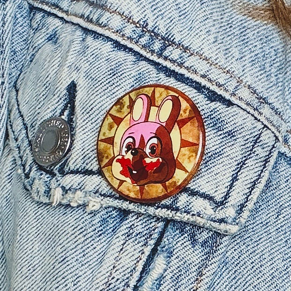 Produktbild Robbie-pin för Silent Hill-fans