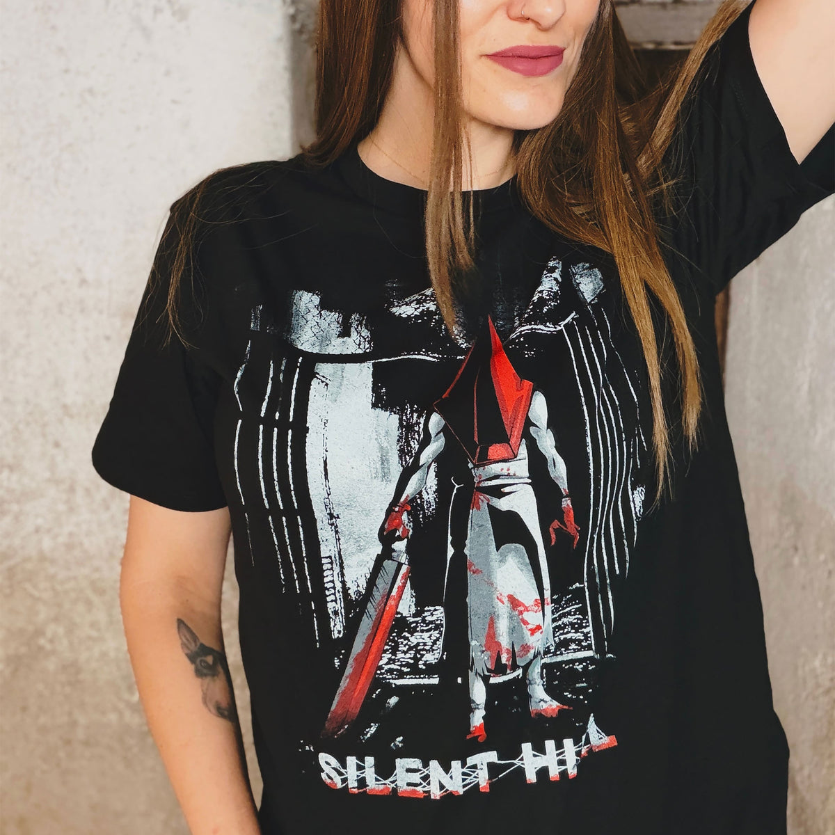 Produktbild Svart Pyramid Head T-shirt för Silent Hill-fans