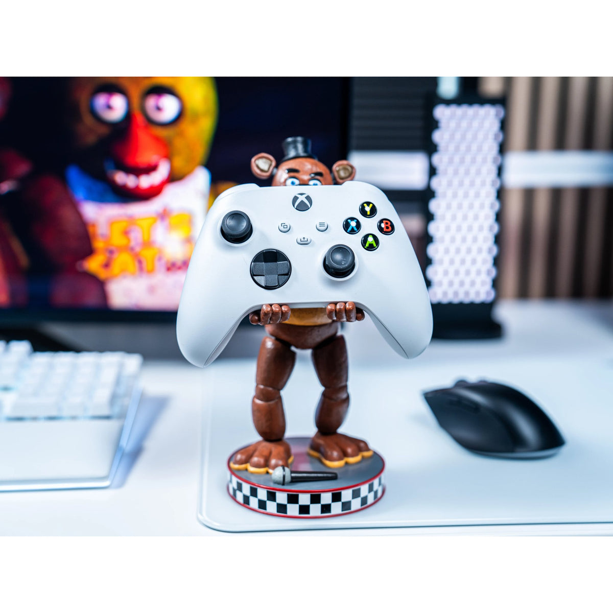 Produktbild Five Nights At Freddy's Cable Guys Laddningshållare Freddy