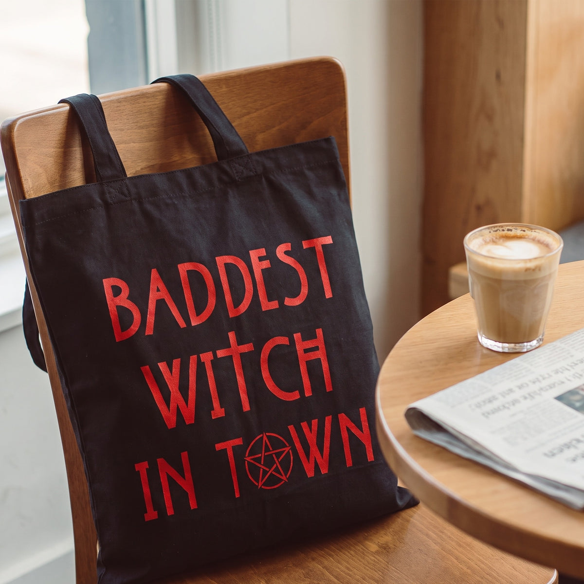 Produktbild Baddest Witch in Town tygkasse för American Horror Story-fans