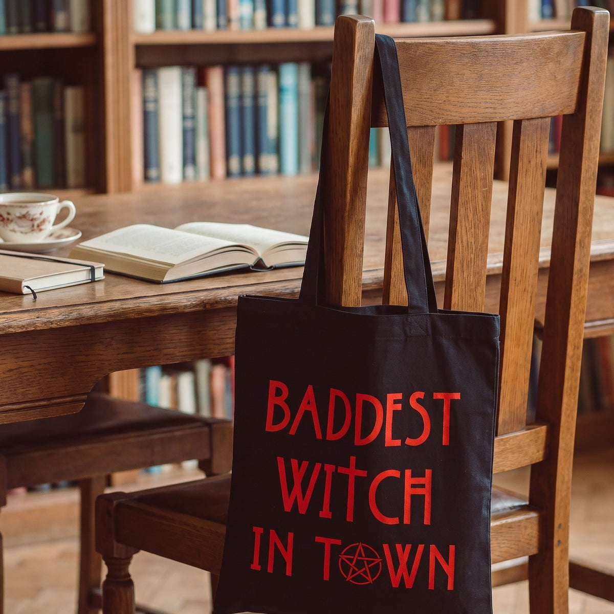 Produktbild Baddest Witch in Town tygkasse för American Horror Story-fans