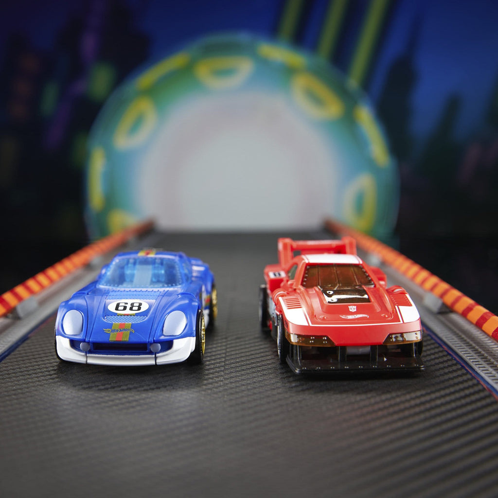 Produktbild Transformers x Hot Wheels Collaborative Deluxe Class